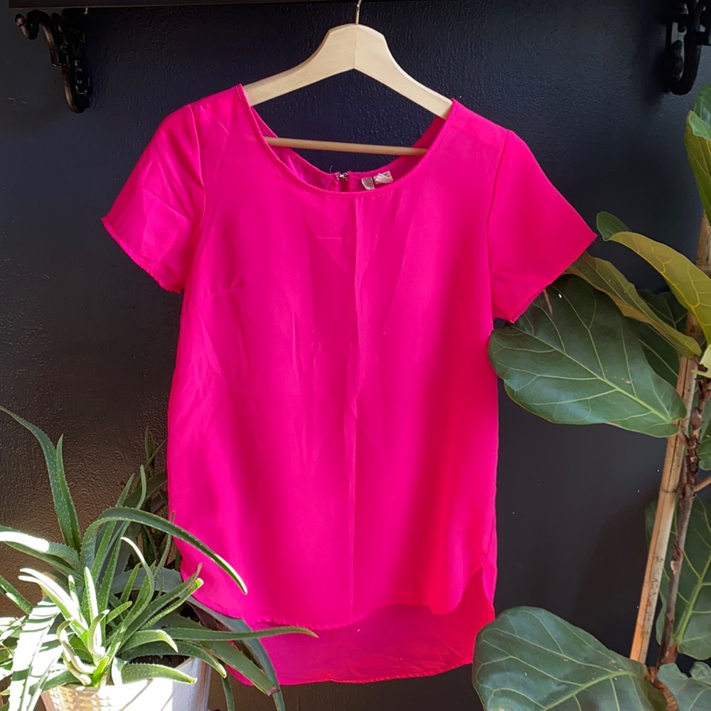Hot pink top